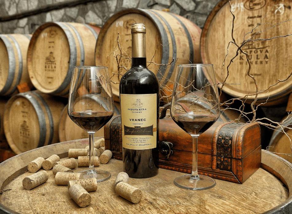Popova Kula Hotel & Winery เดมีร์ คาเปีย ภายนอก รูปภาพ