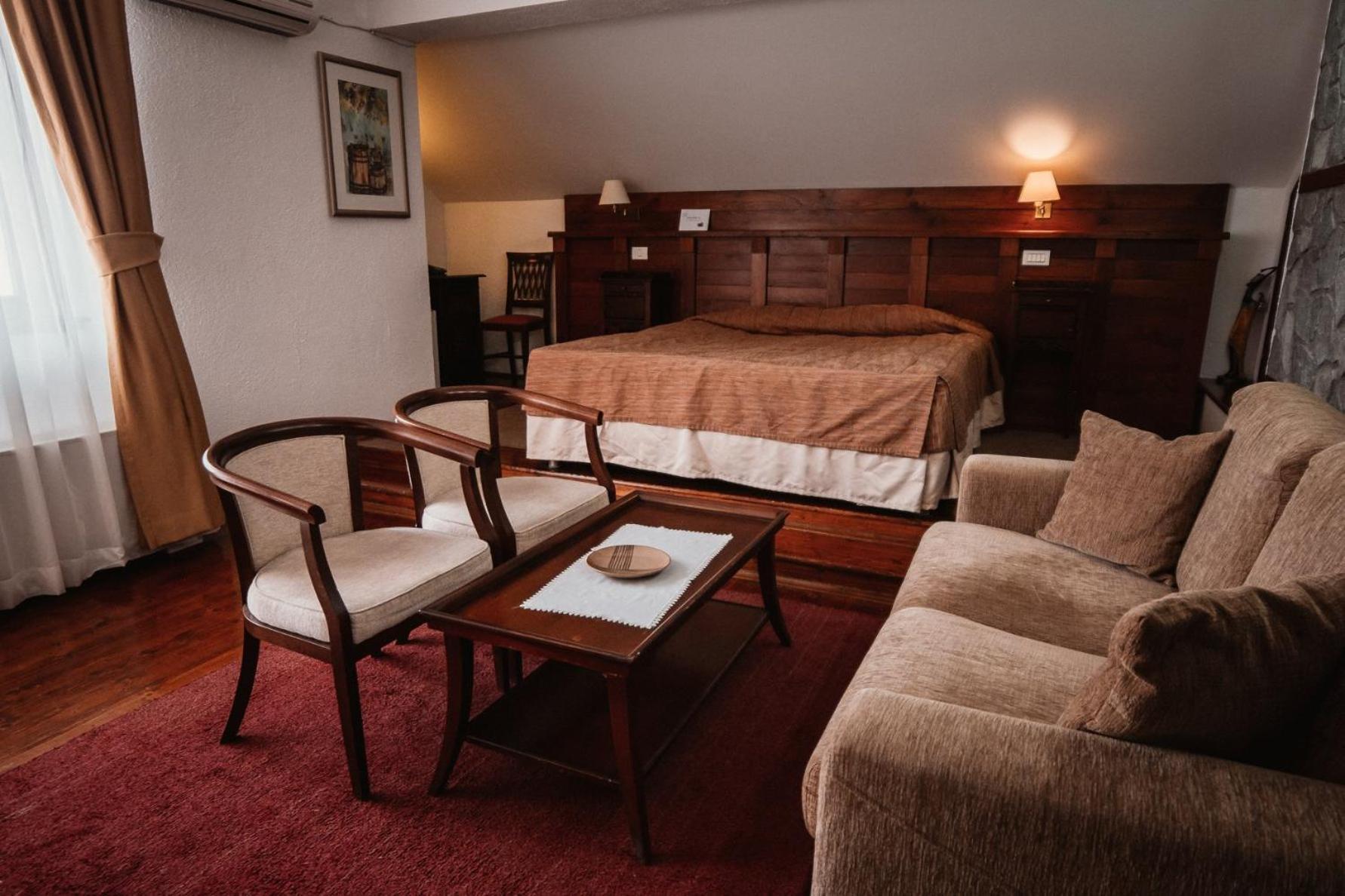 Popova Kula Hotel & Winery เดมีร์ คาเปีย ภายนอก รูปภาพ